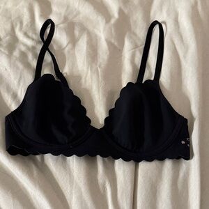 Aerie Scalloped Edge Black Bra